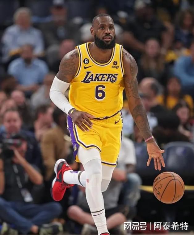 9体育-关于集结日法国杯焦点战，圣安东尼奥马刺官宣签约，质疑声仍在，数据趋势出现新变化的信息