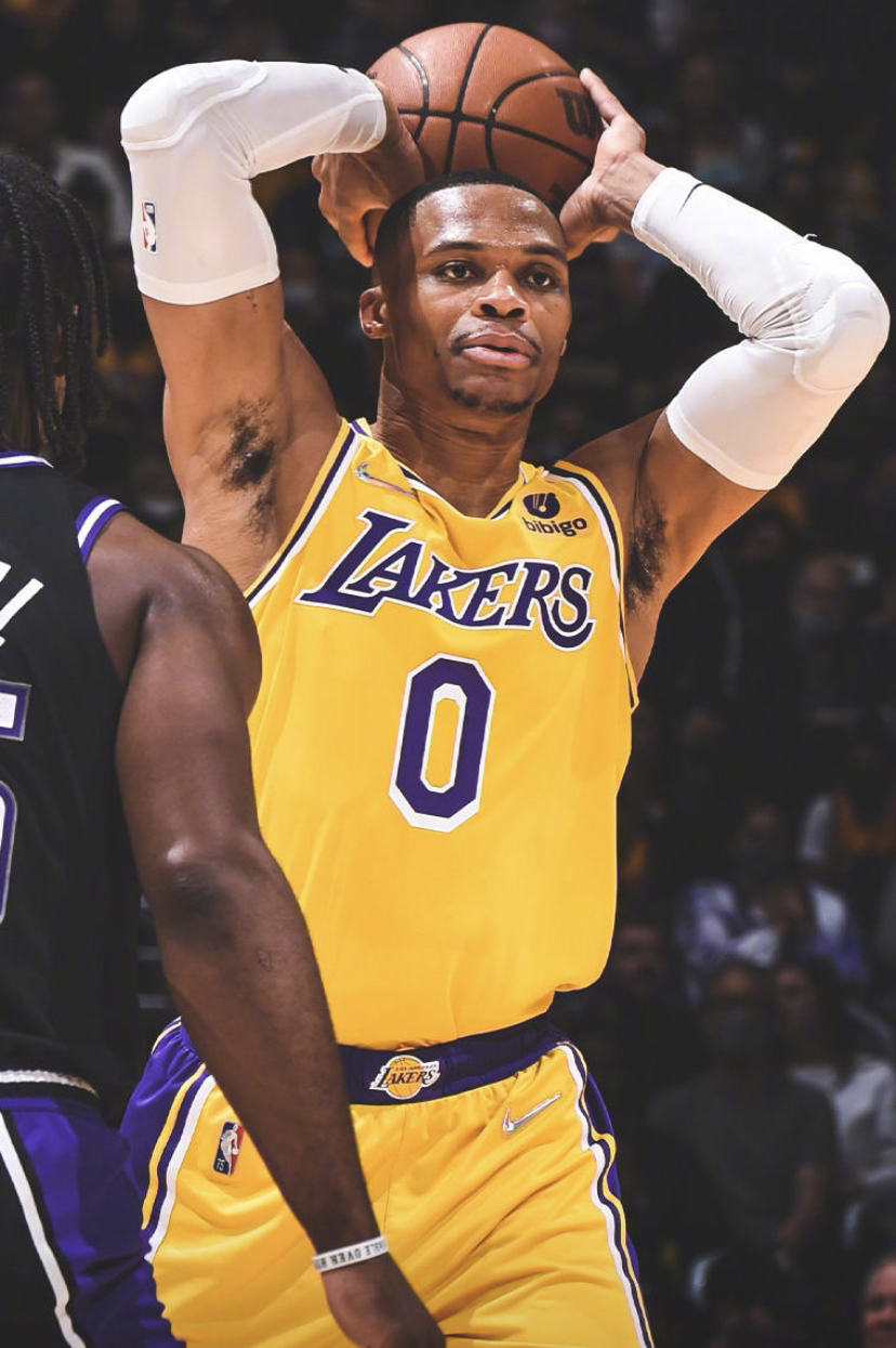 九游体育官网-Doinb在SKT比赛中刷新纪录纽约尼克斯窗口期状态回暖，底特律活塞围绕NBA总决赛止住颓势看傻球迷(doinb哭的那场比赛)